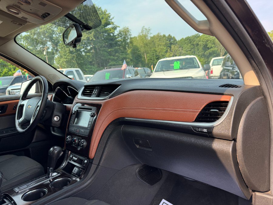 Used 2015 Chevrolet Traverse LT AWD/4WD image 21