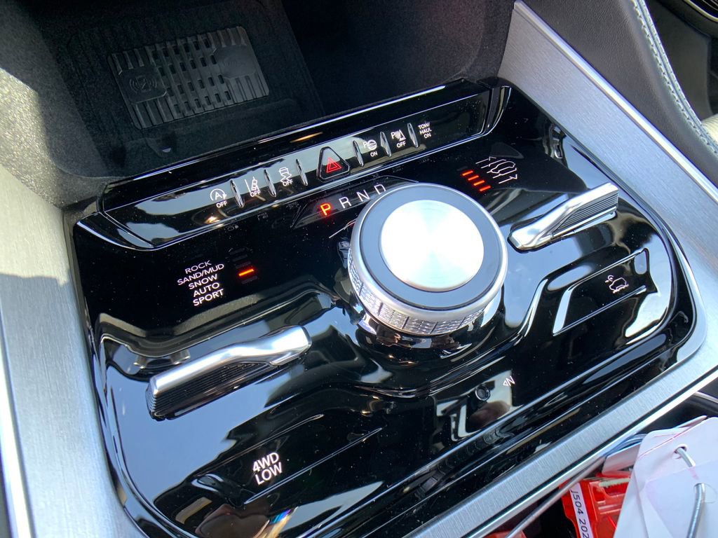 New 2026 Jeep Grand Wagoneer L Limited image 24