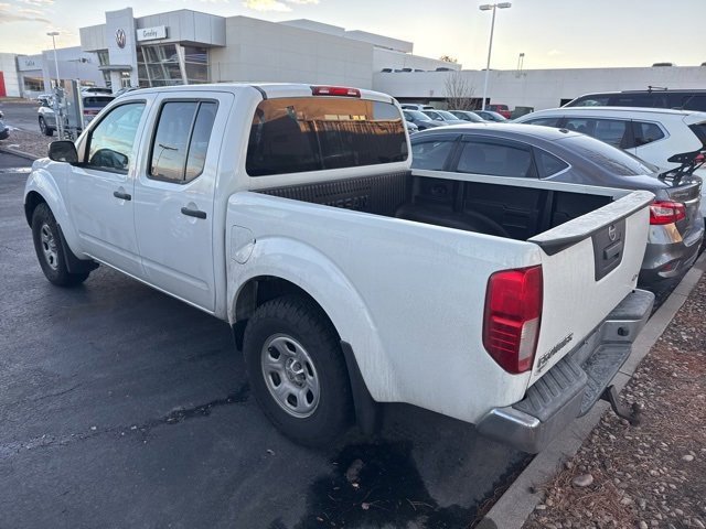 Used 2015 Nissan Frontier S image 6