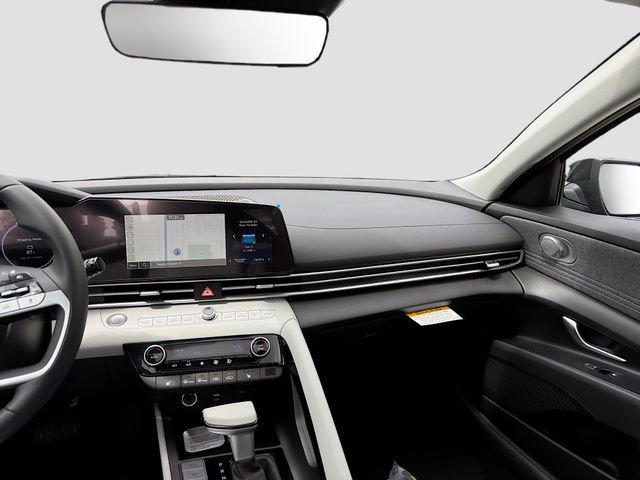New 2026 Hyundai Elantra Limited image 25