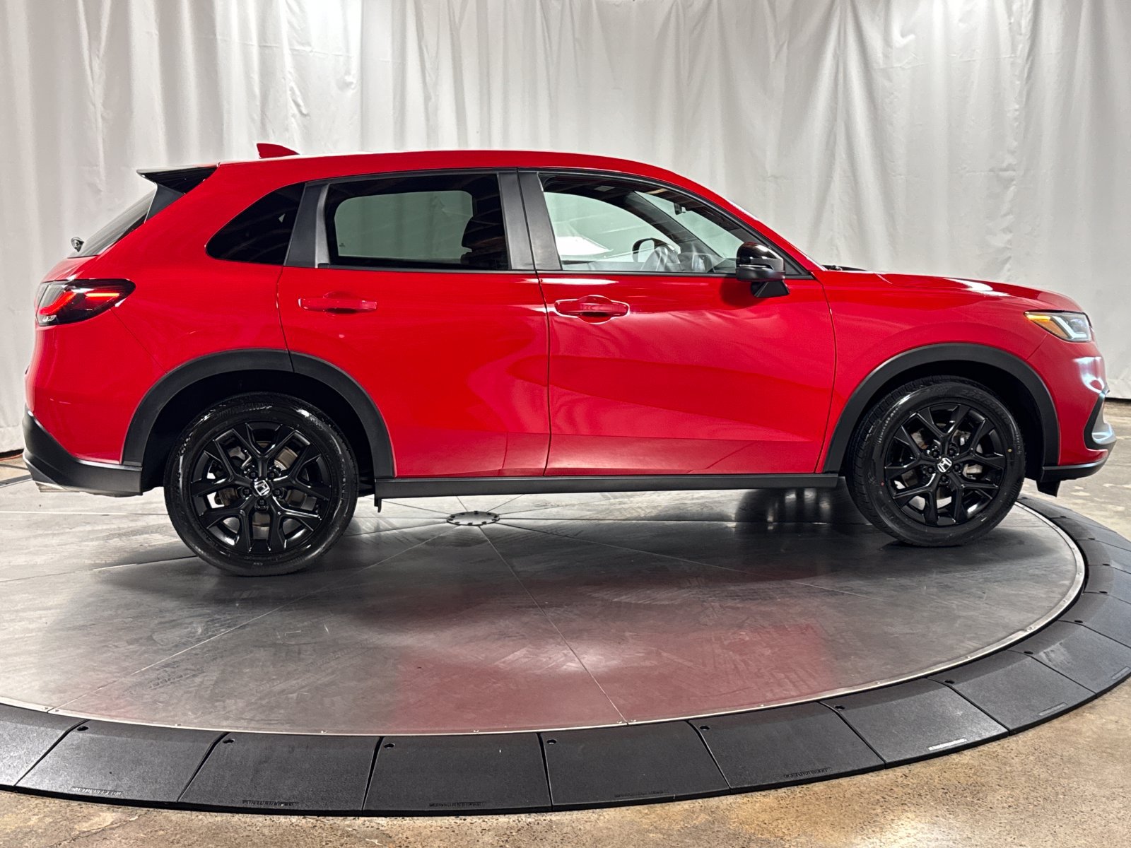 Used 2024 Honda HR-V Sport image 6