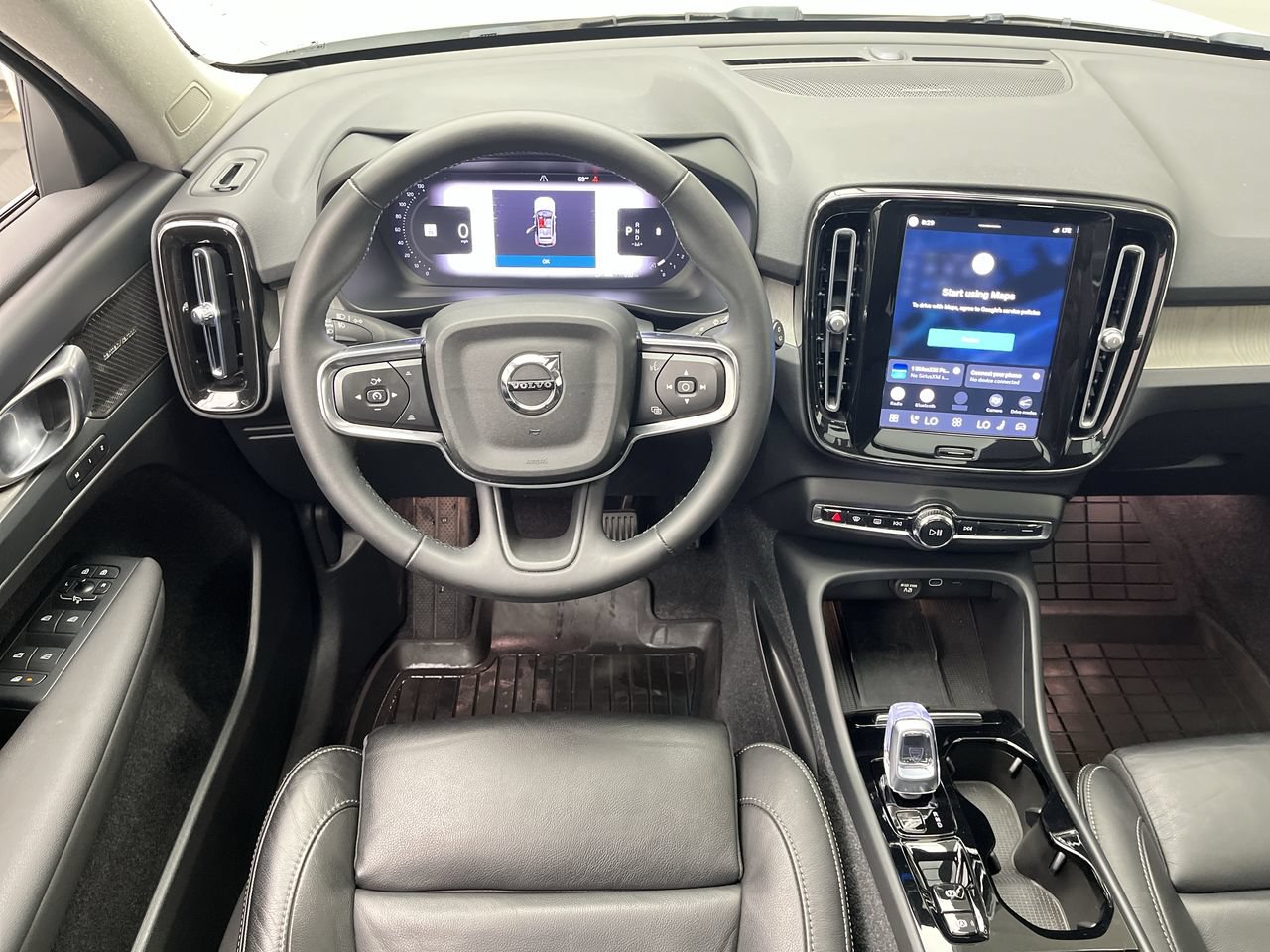 Used 2023 Volvo XC40 B5 Ultimate w/ Protection Package Premier AWD/4WD image 13