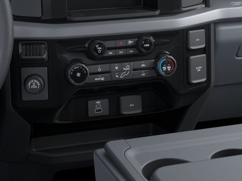 New 2025 Ford F250 XL w/ XL Chrome Package RWD image 15