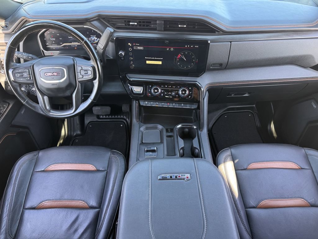 Used 2024 GMC Sierra 2500 AT4 w/ AT4 Premium Plus Package AWD/4WD image 12