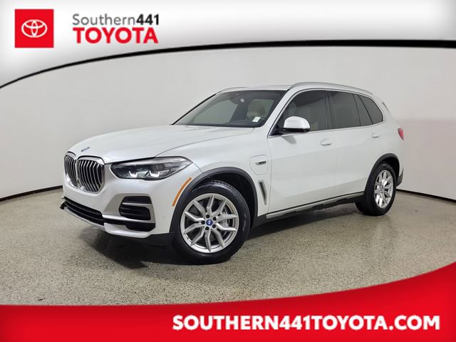 Used 2022 BMW X5 xDrive45e w/ Climate Comfort Package AWD/4WD image 1