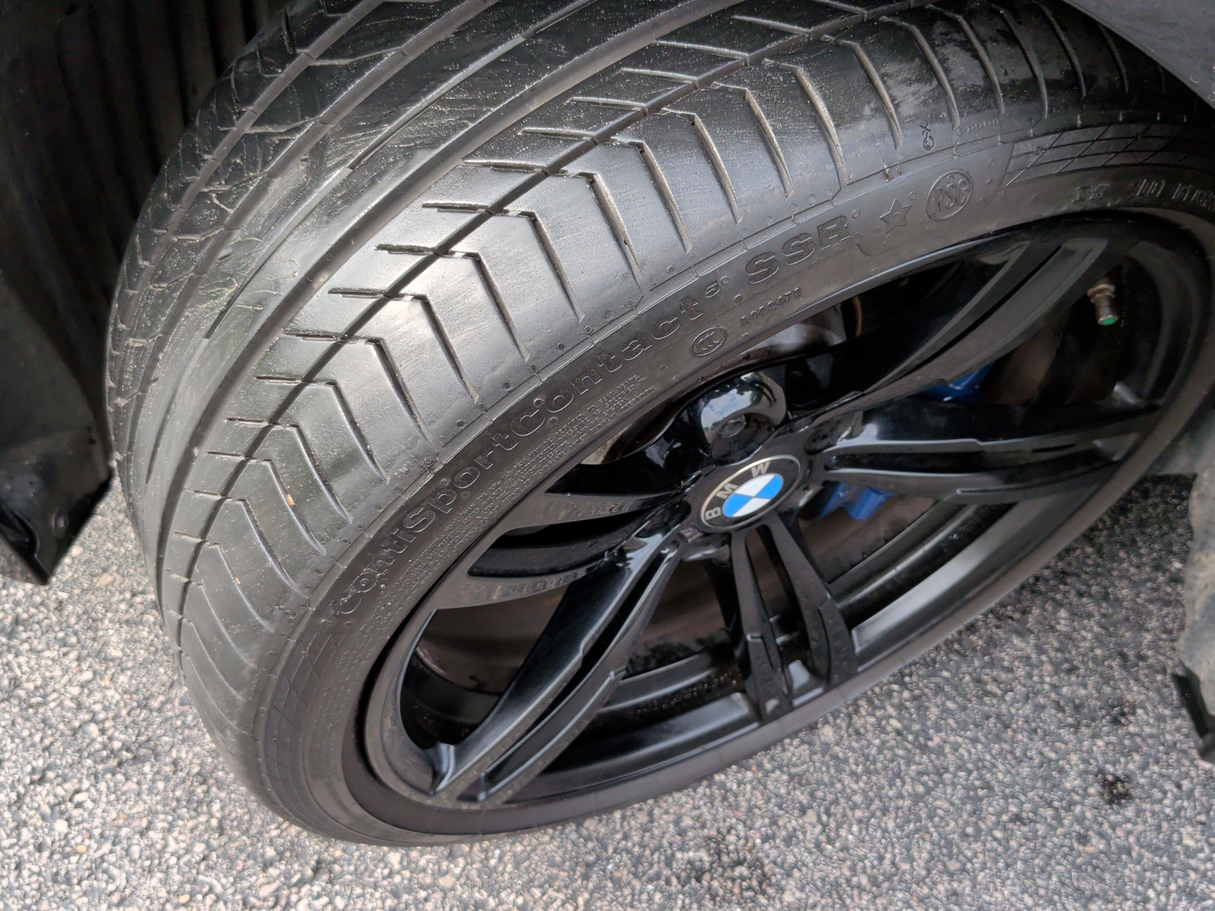 Used 2020 BMW M4 Convertible w/ Competition Package RWD image 14