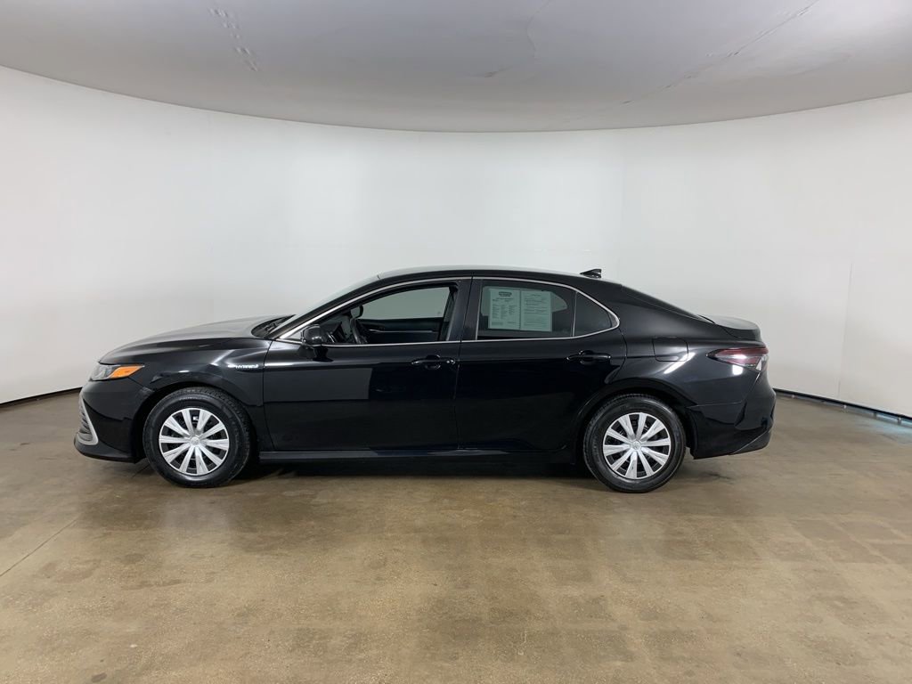Used 2021 Toyota Camry LE FWD image 16