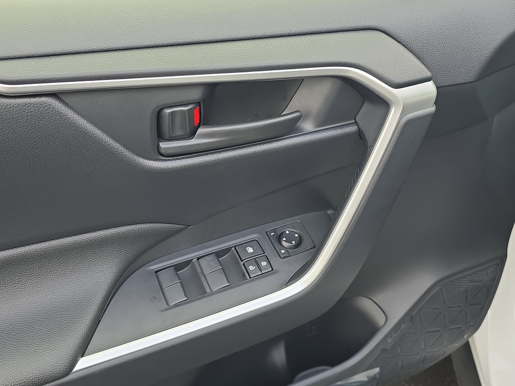 New 2025 Toyota RAV4 LE image 12