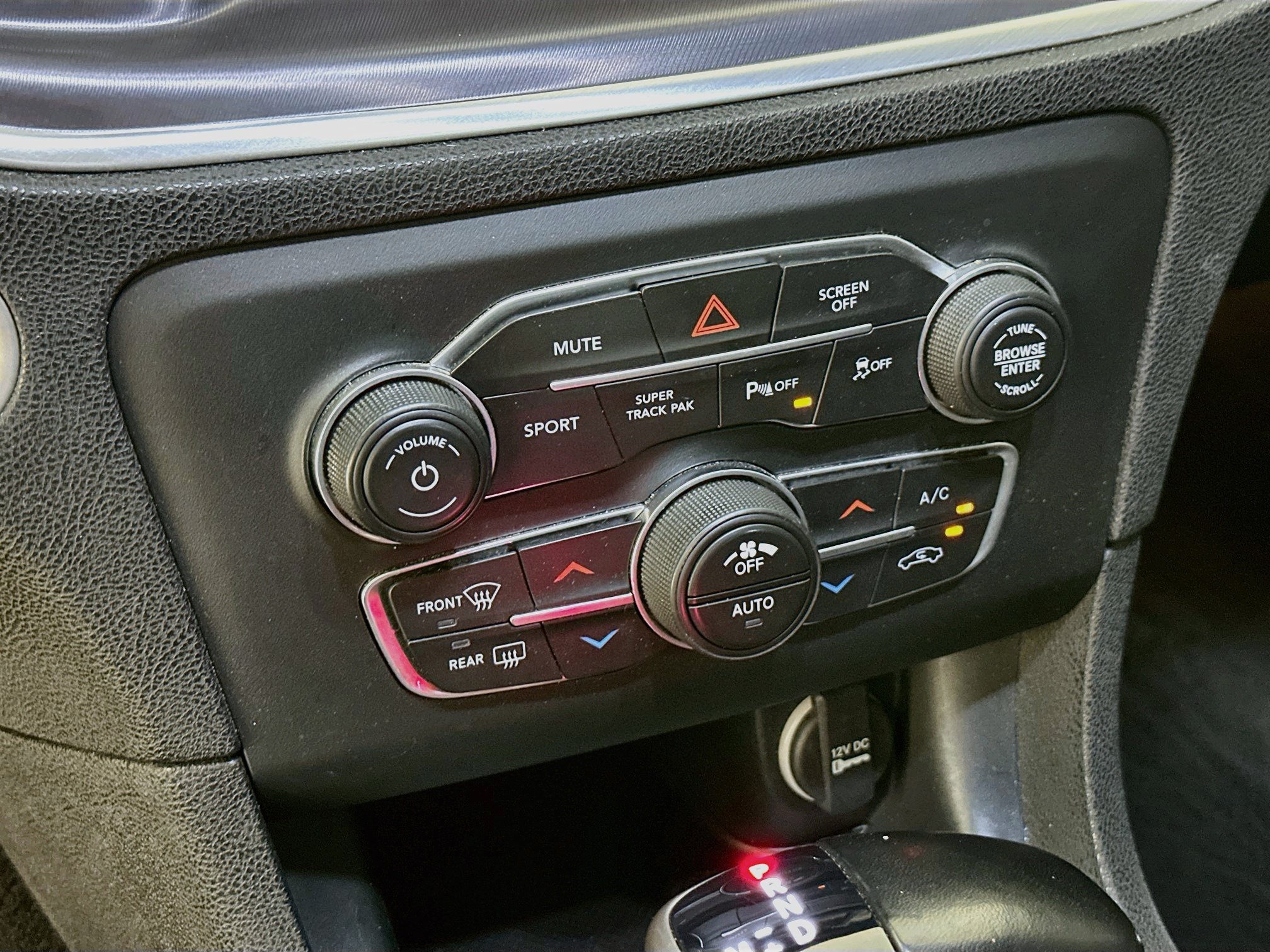 Used 2020 Dodge Charger R/T RWD image 22