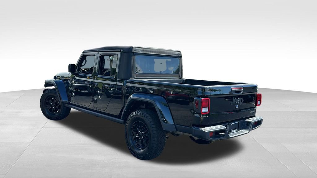 Used 2023 Jeep Gladiator Sport image 5