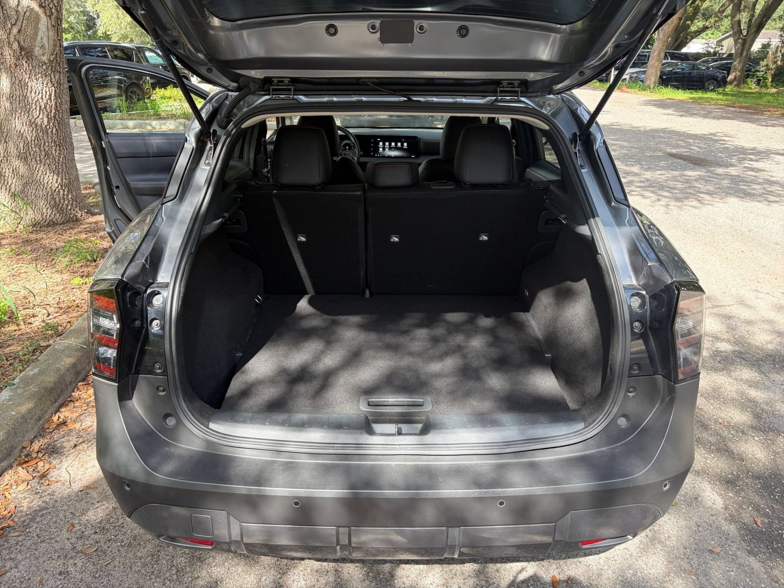Used 2026 Nissan Kicks SR FWD image 29