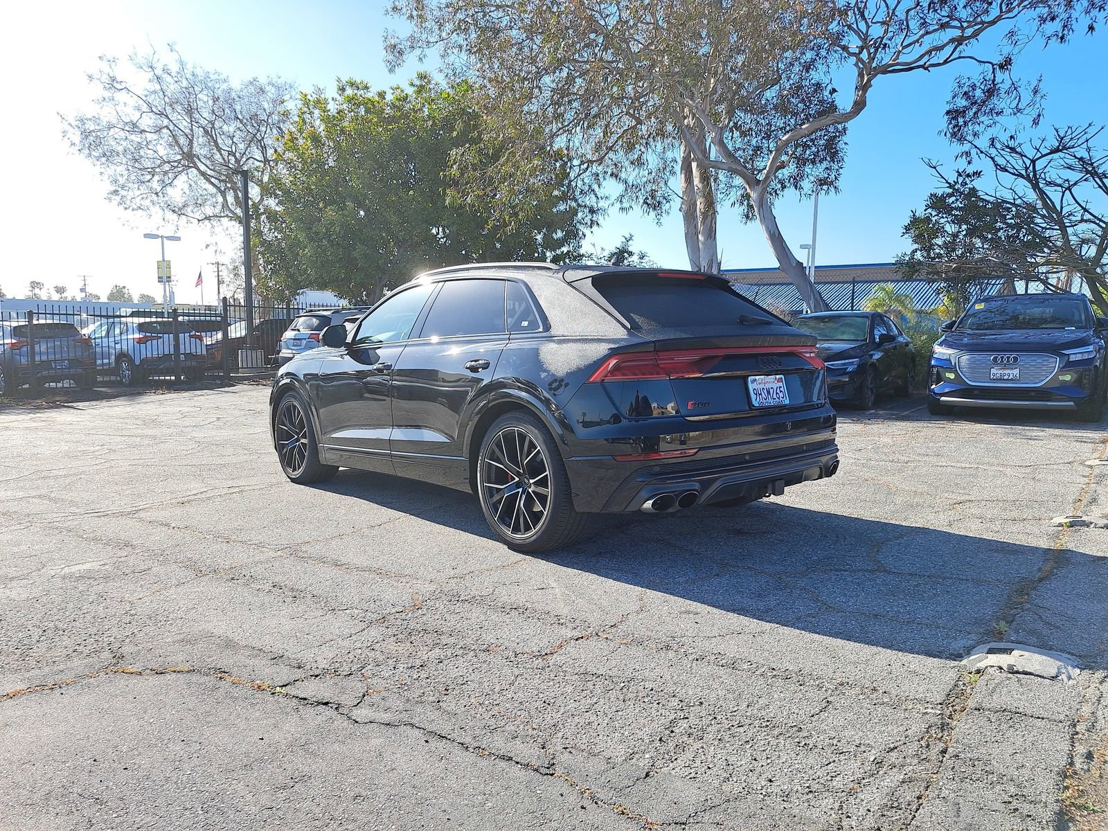 Used 2023 Audi SQ8 Prestige w/ Prestige Package image 4