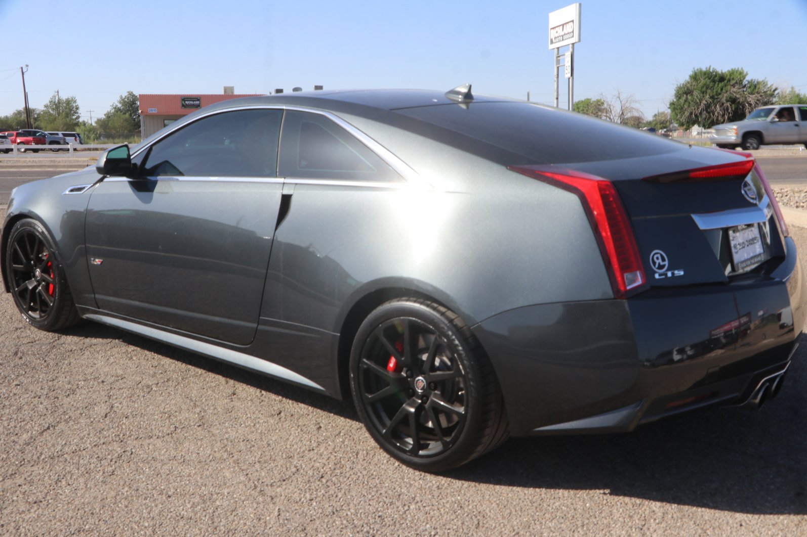 Used 2015 Cadillac CTS V RWD image 5