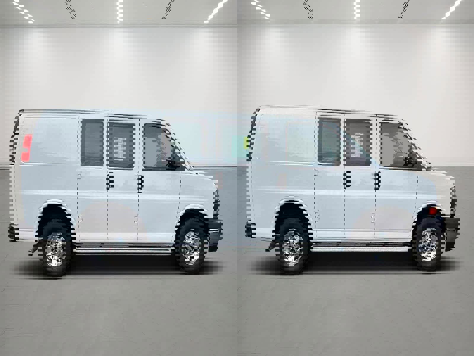 Used 2023 GMC Savana 2500 w/ Driver Convenience Package image 5