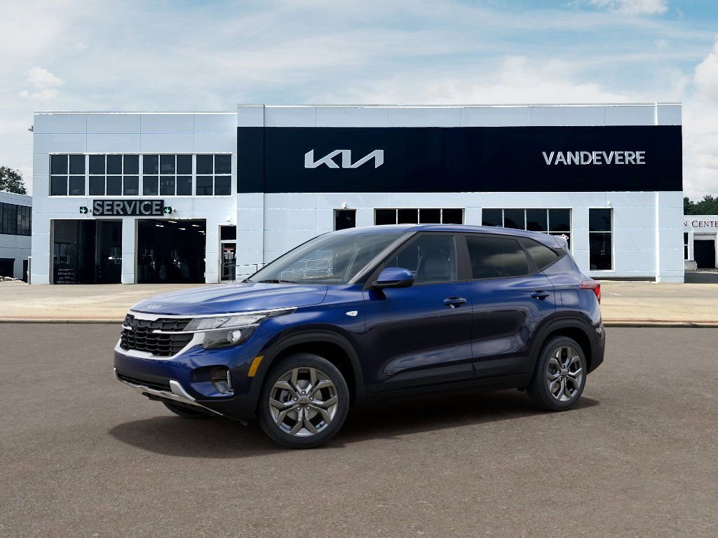New 2026 Kia Seltos LX FWD image 6