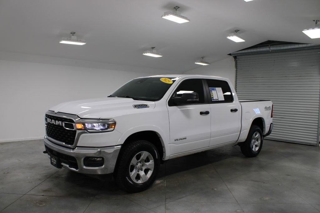 Used 2025 RAM 1500 Lone Star AWD/4WD image 4