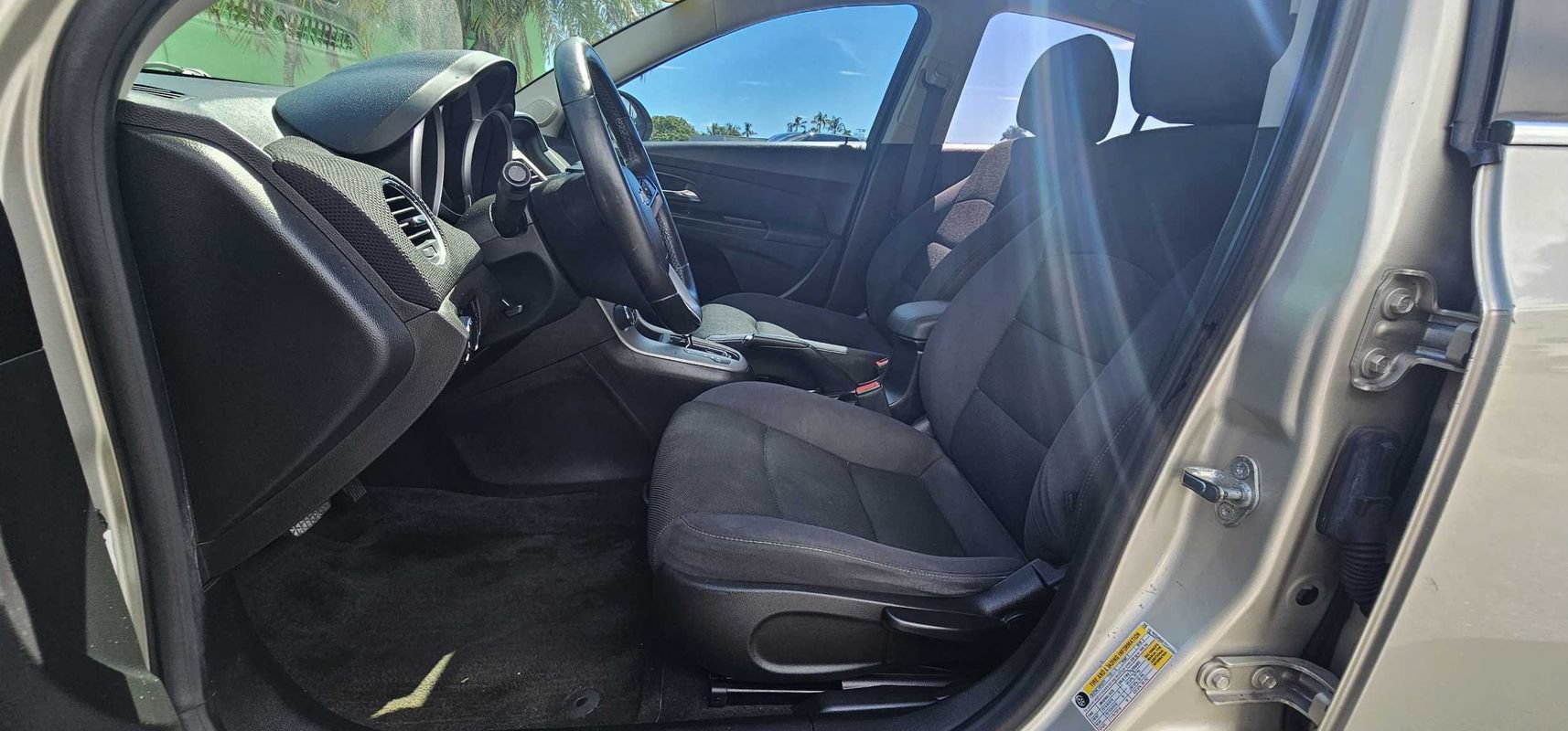 Used 2013 Chevrolet Cruze LT FWD image 14