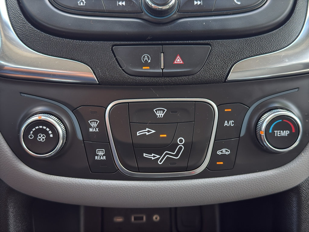 Used 2024 Chevrolet Equinox LS FWD image 25