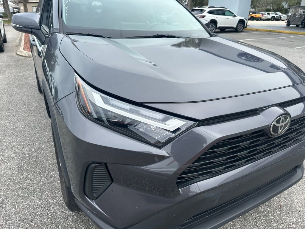 Used 2022 Toyota RAV4 XLE w/ Convenience Package image 14