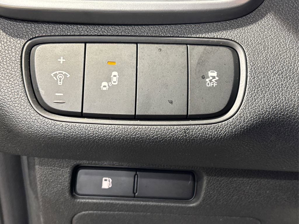 Used 2019 Kia Sorento LX w/ LX Convenience Package image 33