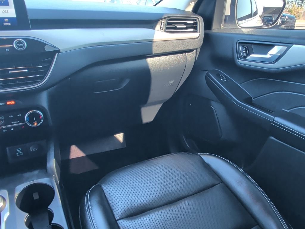 Used 2022 Ford Escape SEL image 34