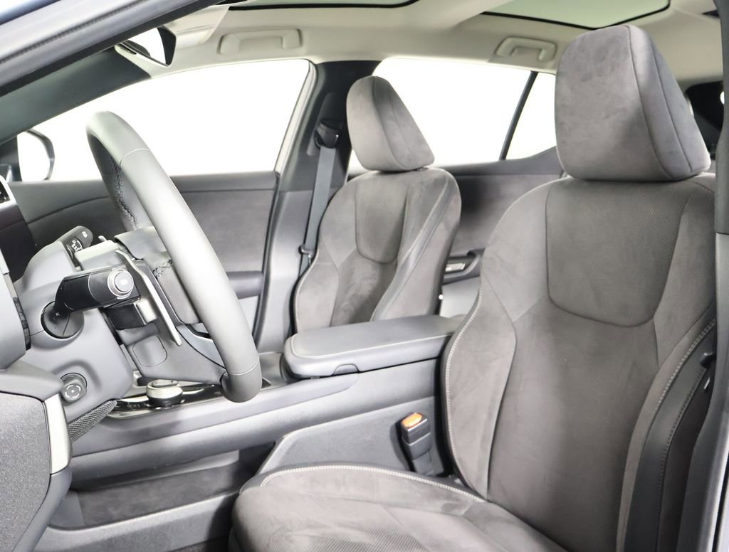 Used 2024 Lexus RZ 450e Premium image 7