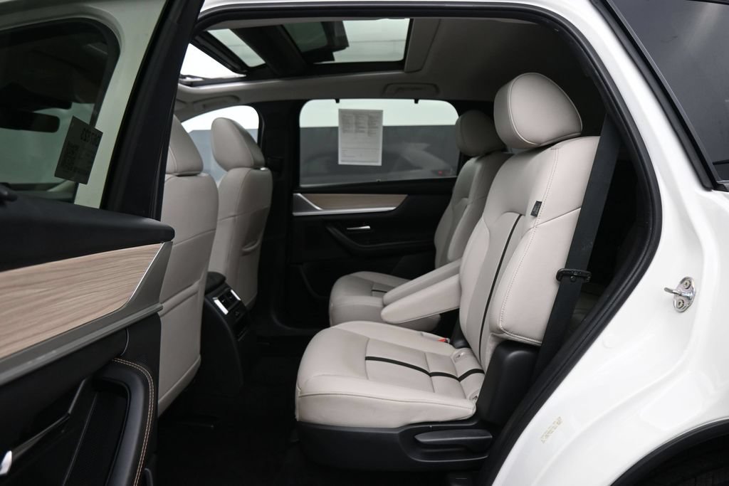 Used 2024 MAZDA CX-90 Plug-In Hybrid w/ Premium Pkg AWD/4WD image 19