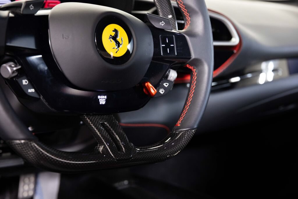 Used 2023 Ferrari 296 GTB RWD image 31