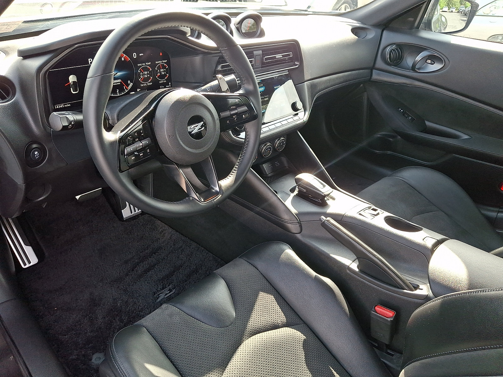 Certified 2024 Nissan Z Performance w/ Floor Mat Package RWD image 10