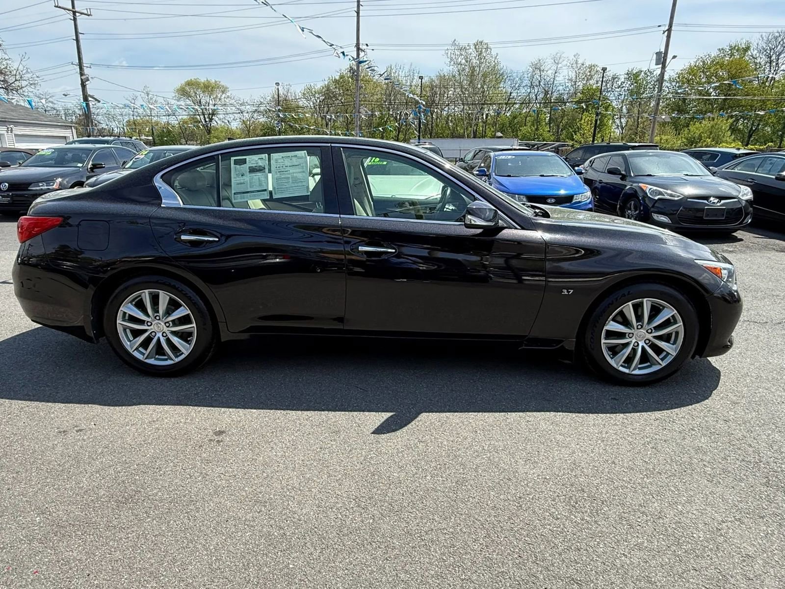 Used 2014 INFINITI Q50 2.0t w/ Moonroof Package AWD/4WD image 13