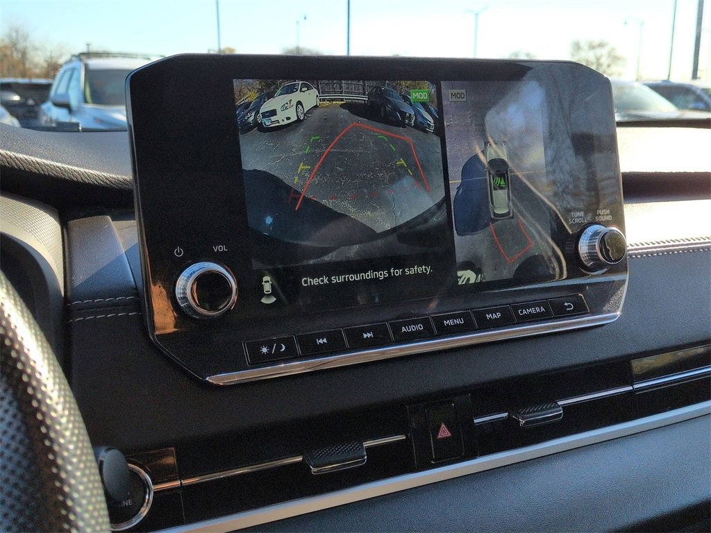 Used 2022 Mitsubishi Outlander SEL image 13