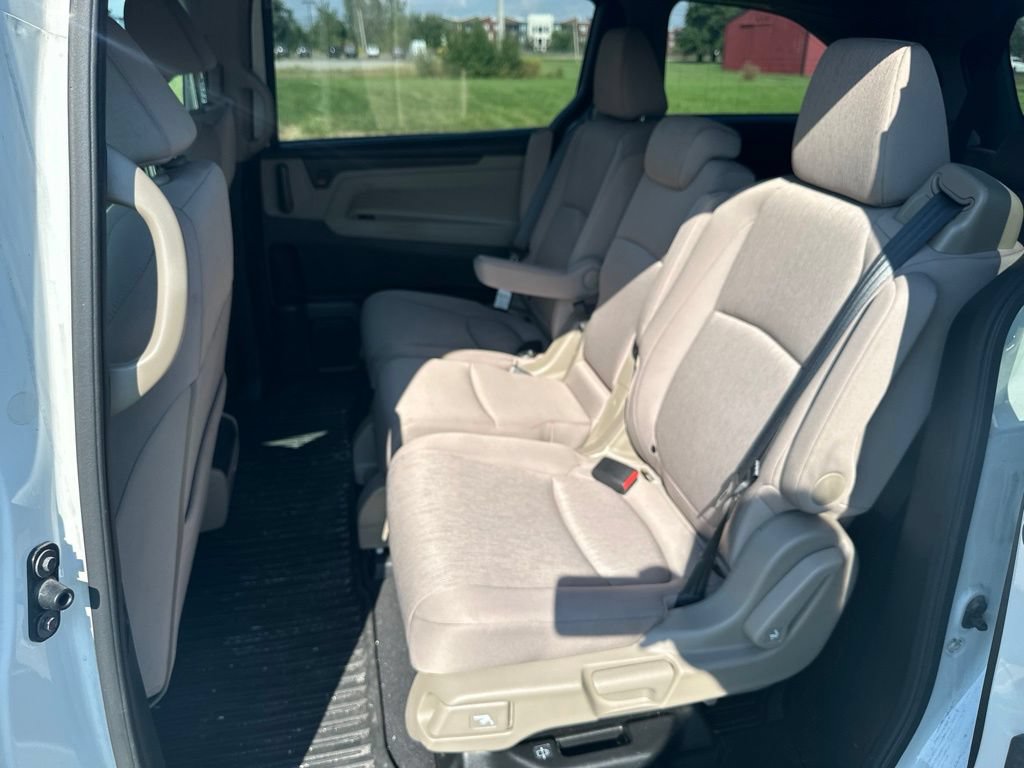 Used 2020 Honda Odyssey EX image 15