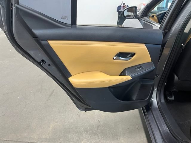 Used 2021 Nissan Sentra SV w/ SV Premium Package FWD image 19