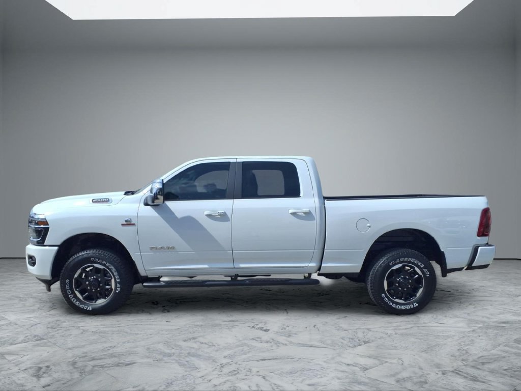 Used 2026 RAM 2500 Laramie AWD/4WD image 4