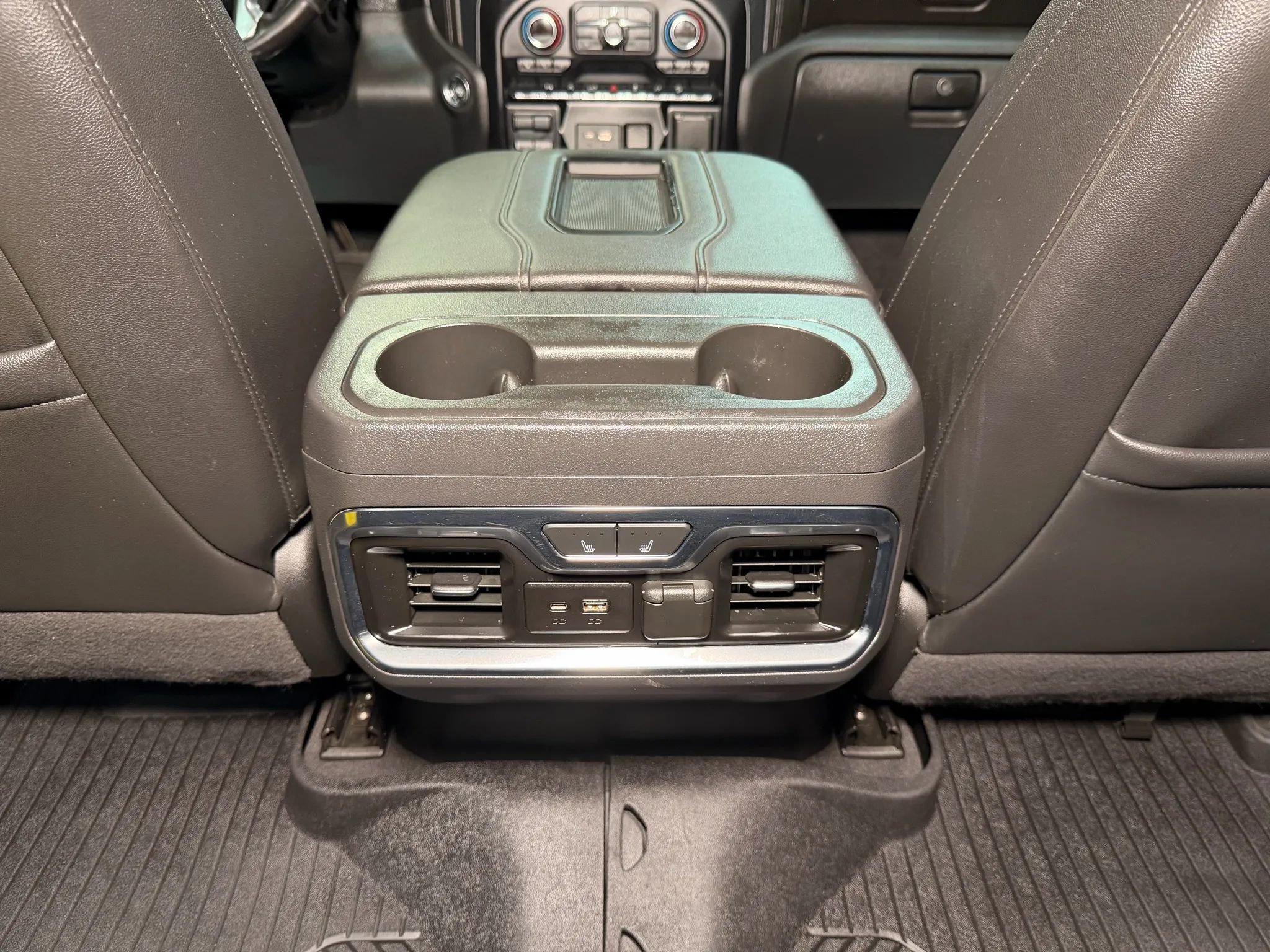 Used 2020 Chevrolet Silverado 1500 LTZ image 25