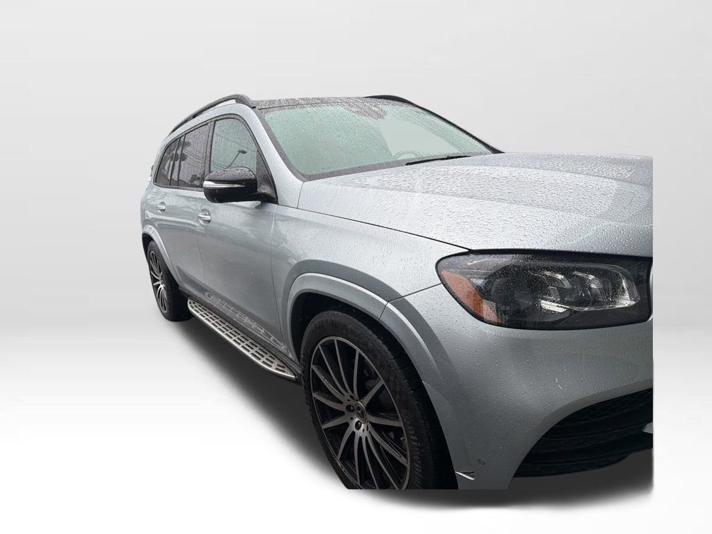 Used 2022 Mercedes-Benz GLS 450 4MATIC image 3