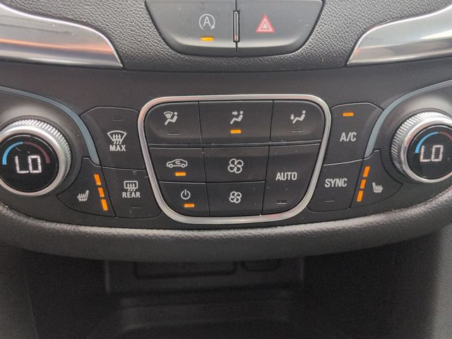 Used 2024 Chevrolet Equinox LT FWD image 17