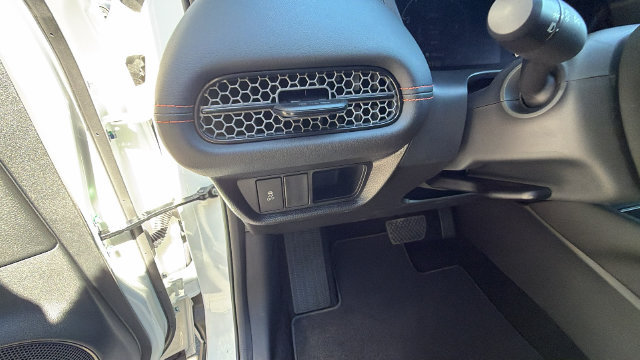 New 2027 Honda HR-V Sport image 31