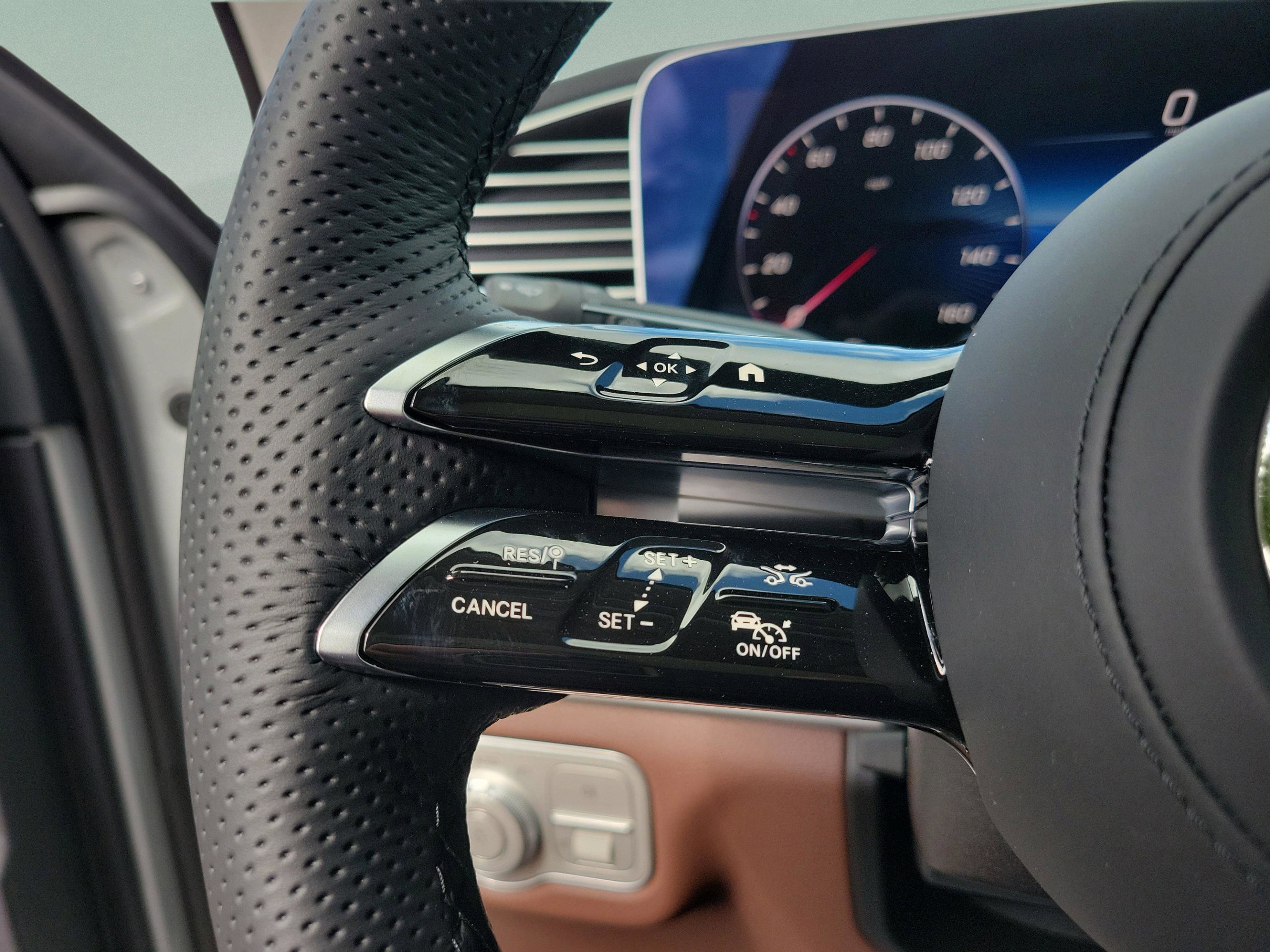 New 2026 Mercedes-Benz GLS 450 4MATIC image 26