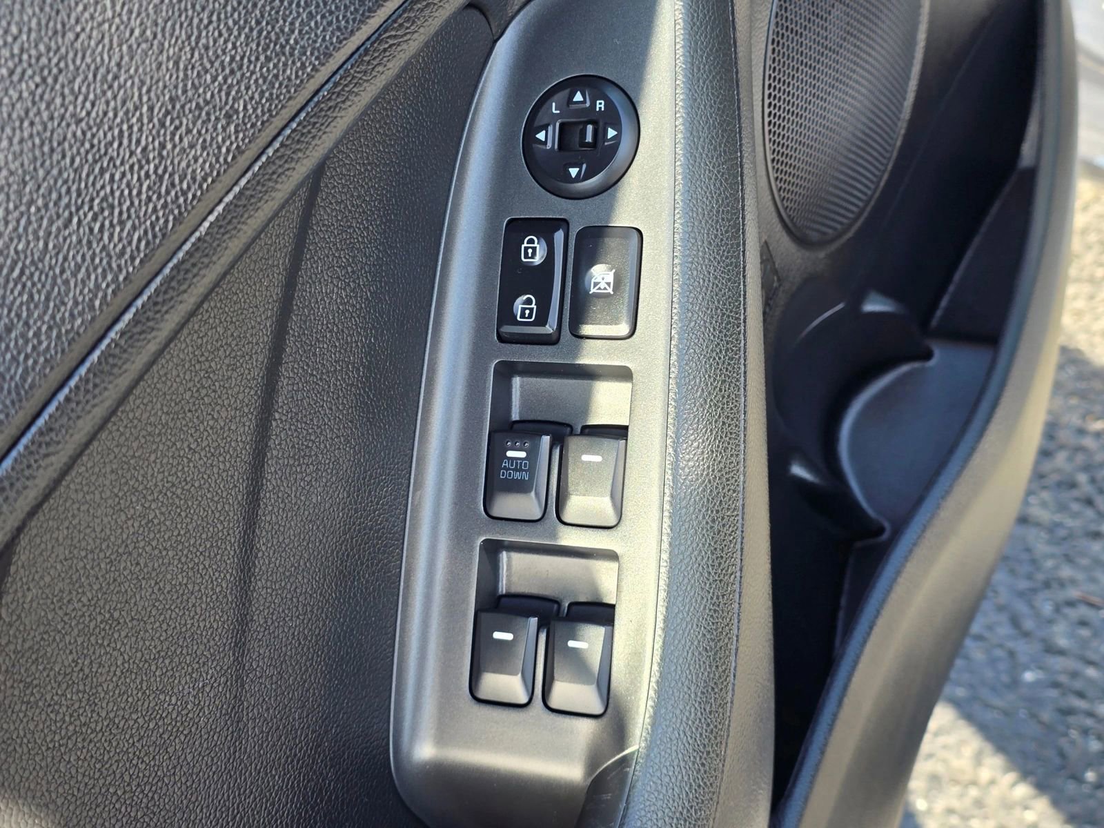 Used 2016 Kia Forte LX image 22