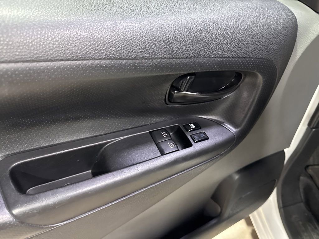 Used 2019 Nissan NV200 S image 26