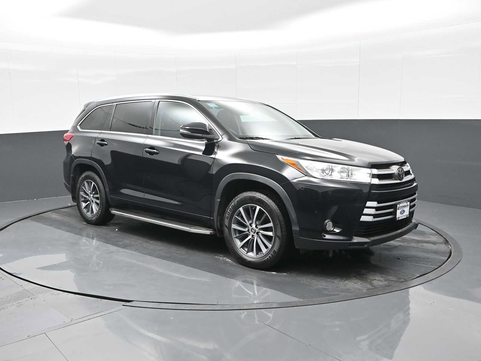 Used 2018 Toyota Highlander XLE