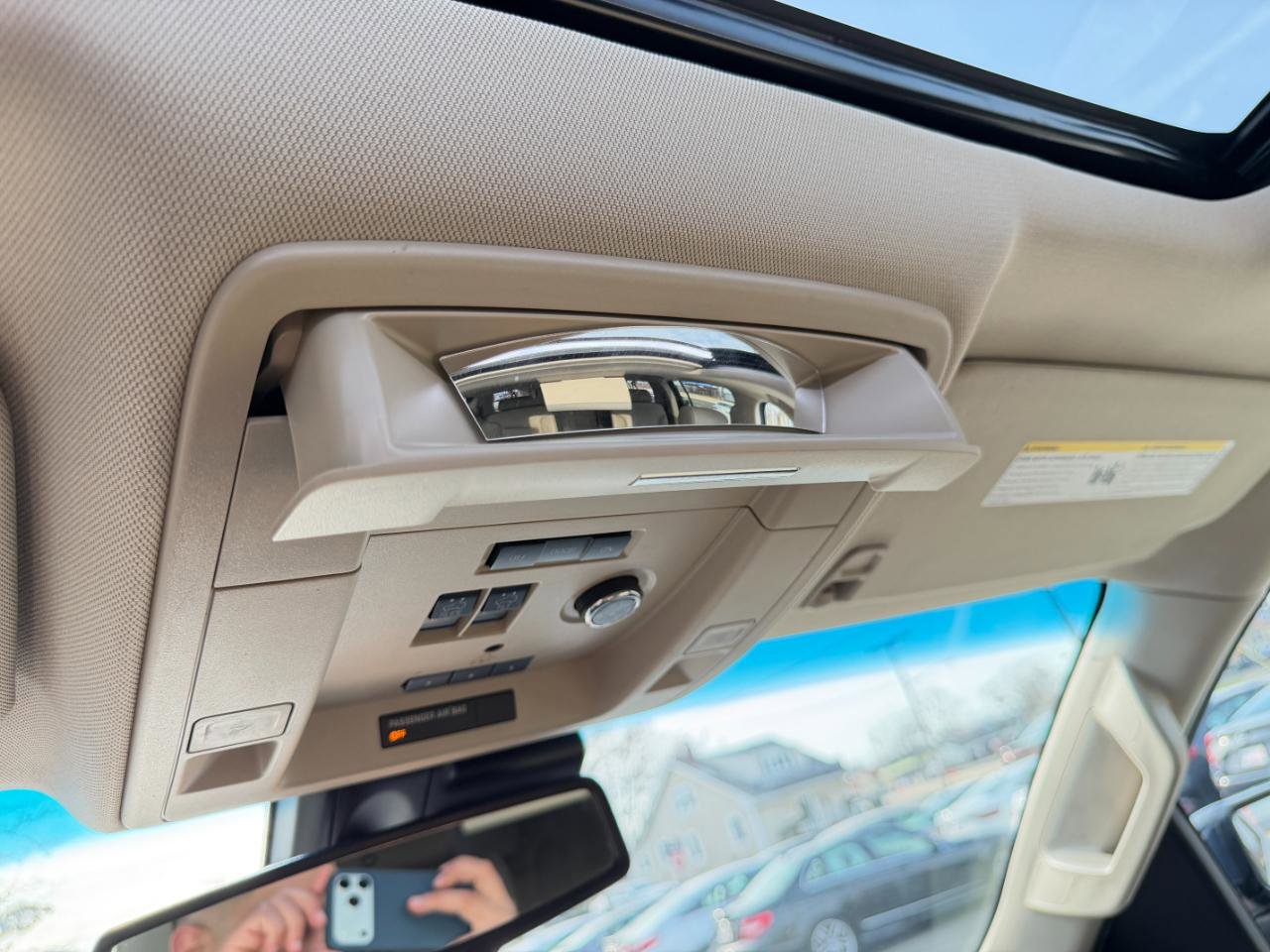 Used 2018 Chevrolet Suburban LT image 79