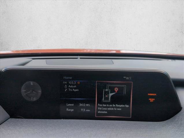 Used 2019 Lexus UX 200 w/ Premium Package FWD image 12