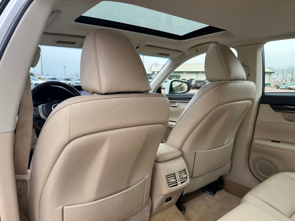 Used 2014 Lexus ES 350 w/ Luxury Package image 22
