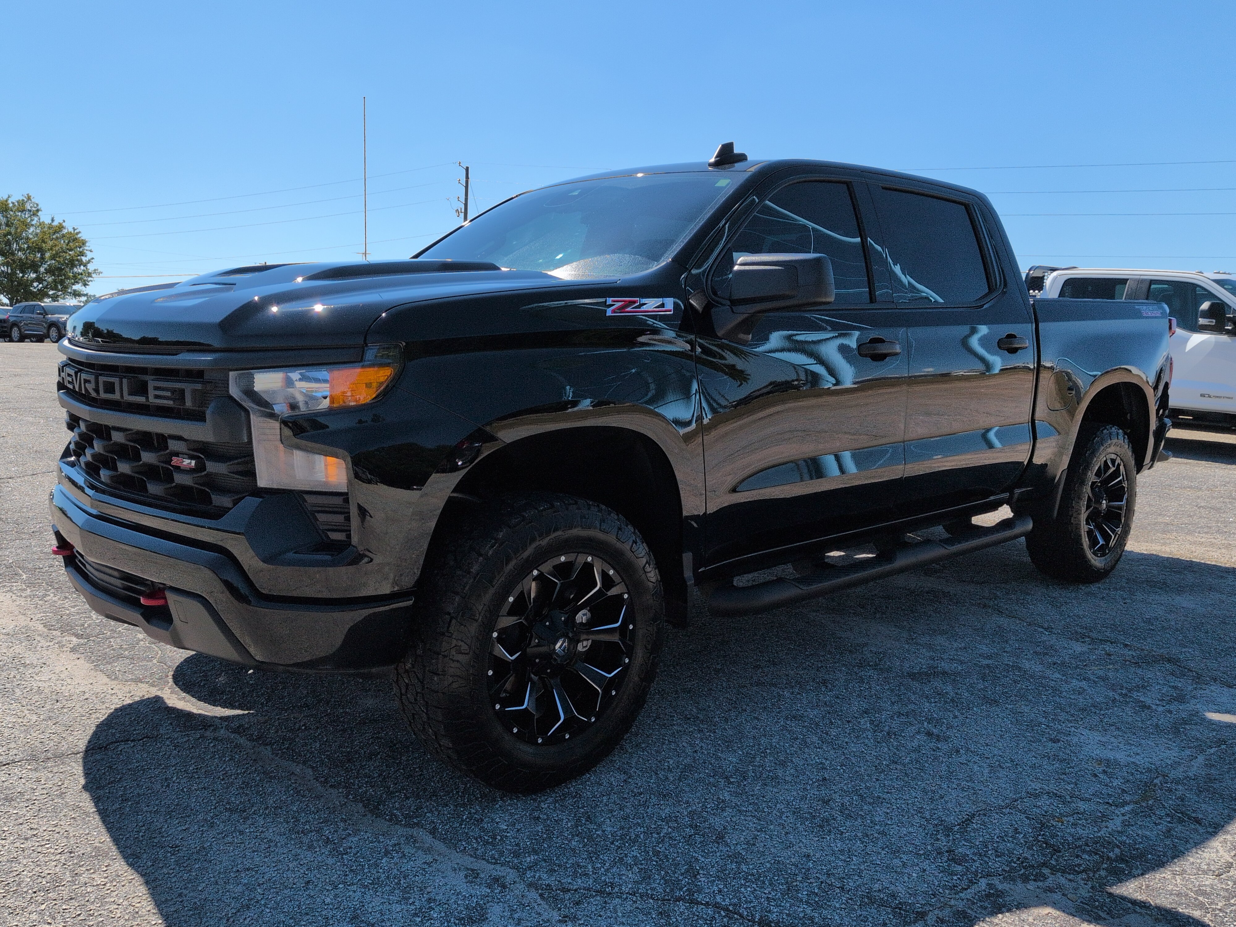 Used 2024 Chevrolet Silverado 1500 Custom Trail Boss AWD/4WD image 6