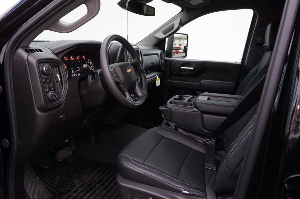 New 2026 Chevrolet Silverado 2500 Custom w/ Custom Value Package image 9
