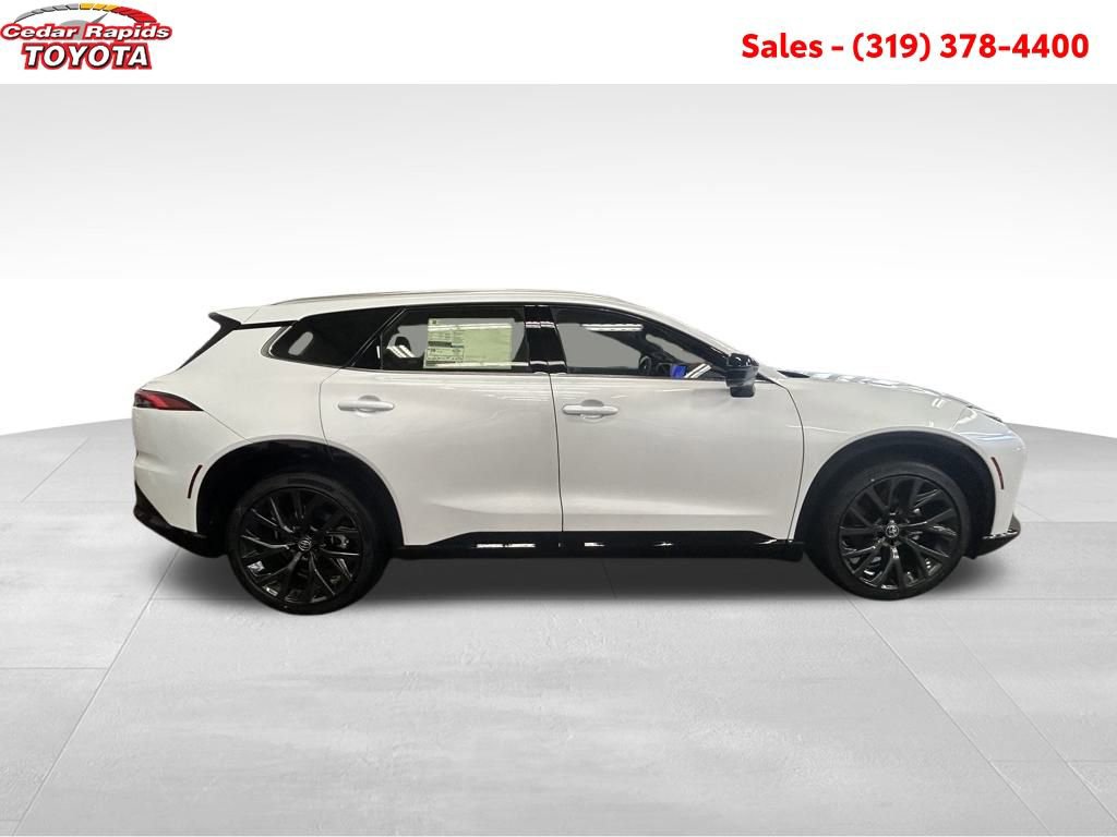 New 2025 Toyota Crown Signia image 6