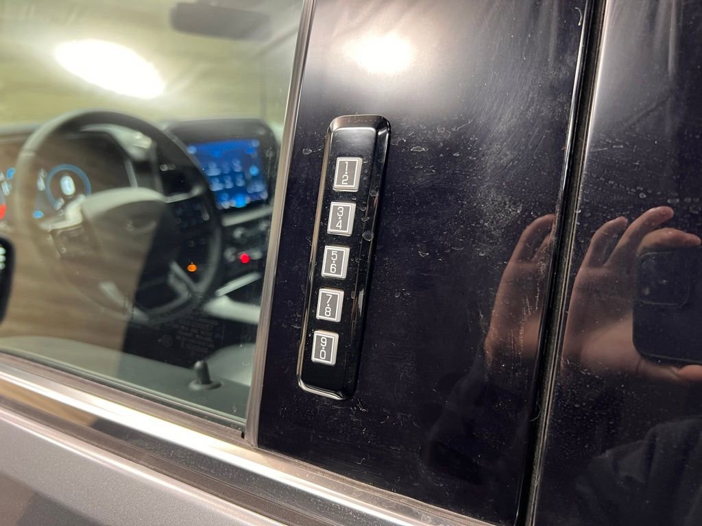 Used 2021 Ford F150 Platinum w/ Equipment Group 701A High image 34