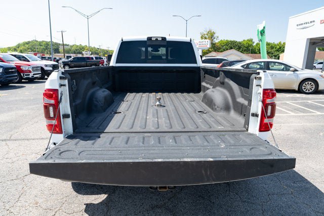 Used 2024 RAM 3500 Tradesman w/ Chrome Appearance Group AWD/4WD image 15